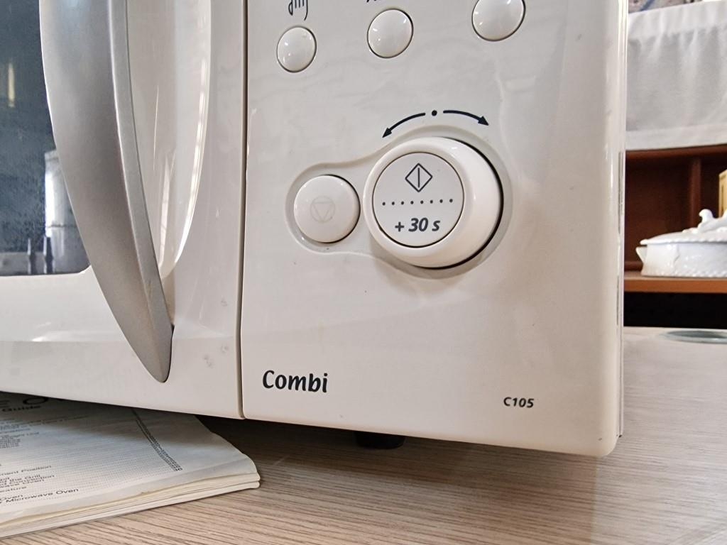 Samsung C105