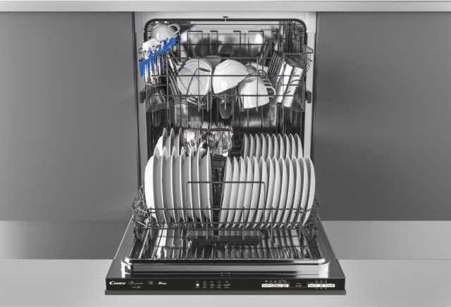 Candy CDIN 1L380PB